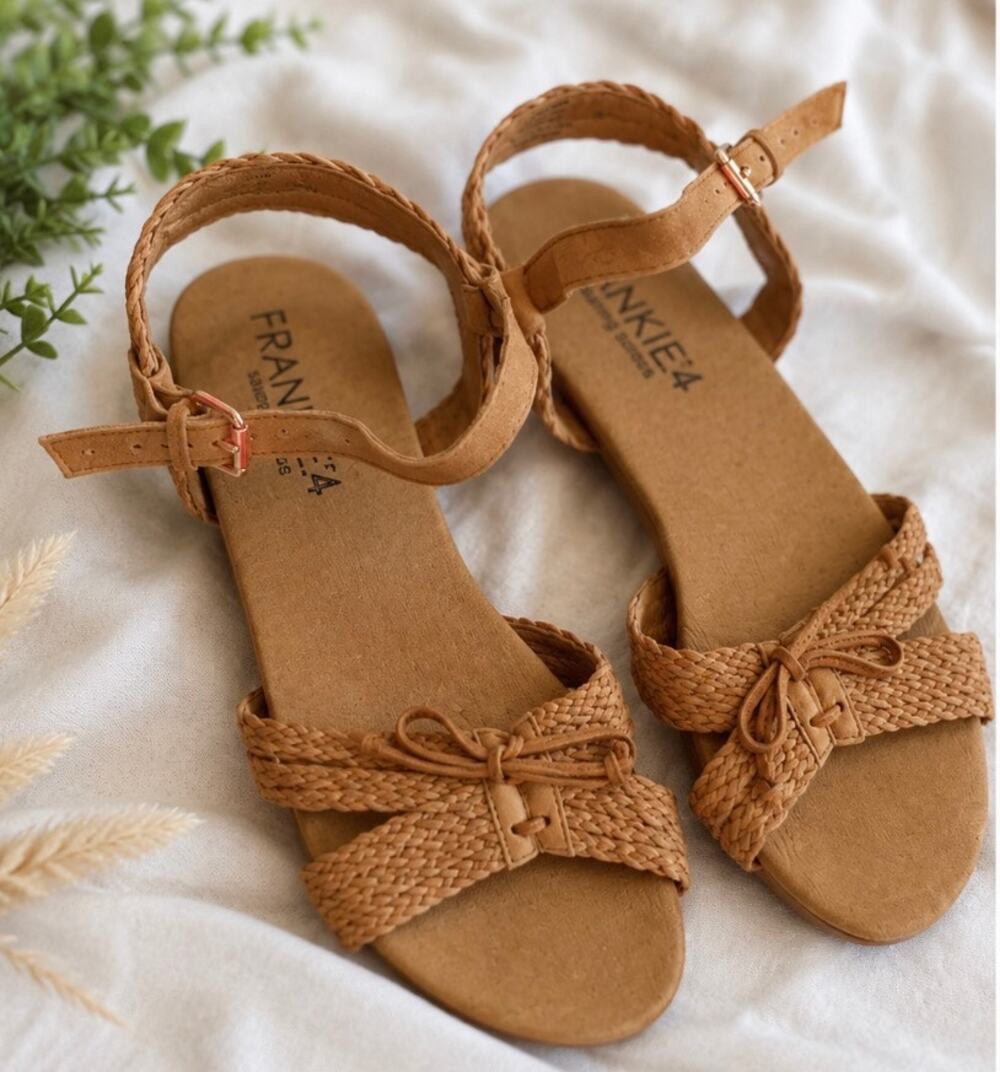 Frankie4 Jay Leather Wedge Sandals 9.5 Tan Braided Ankle Strap Women’s Cottage